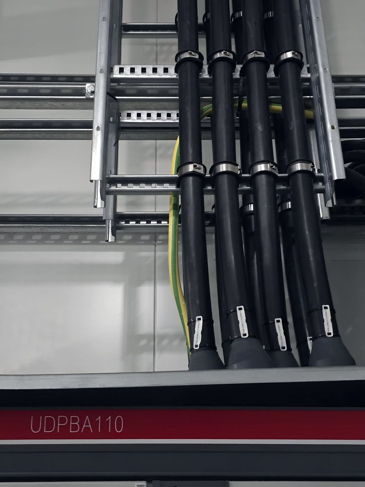 Cable terminations — Power distribution unit